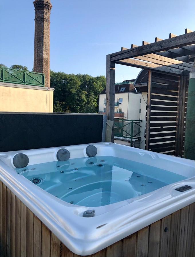 Romantic Studio With Jacuzzi Prague Luaran gambar