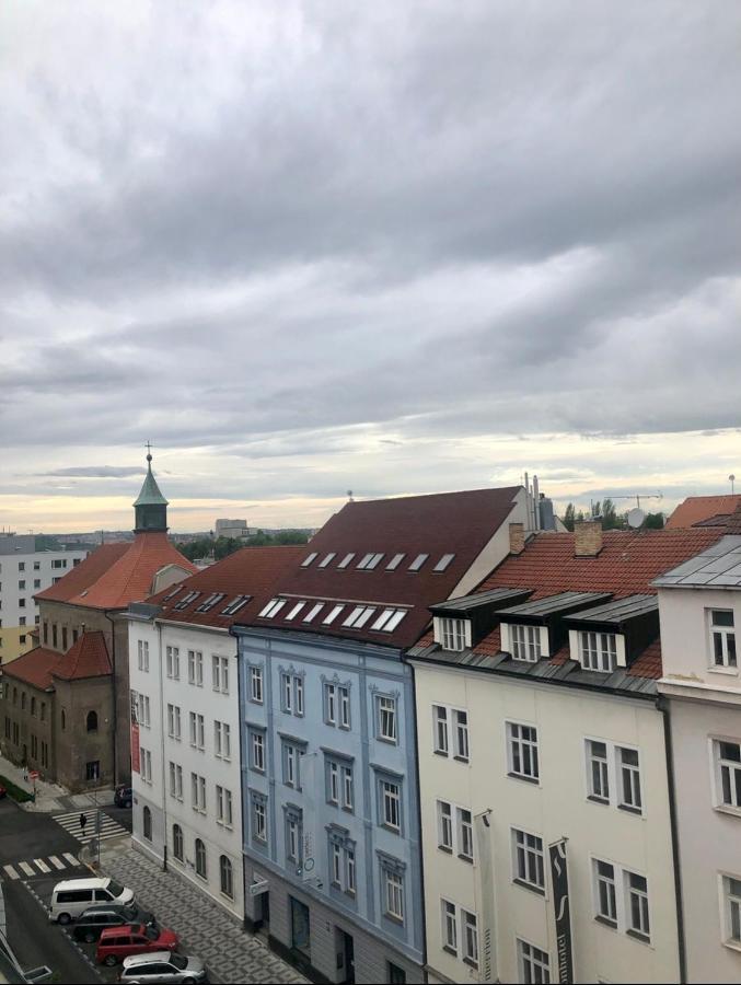 Romantic Studio With Jacuzzi Prague Luaran gambar